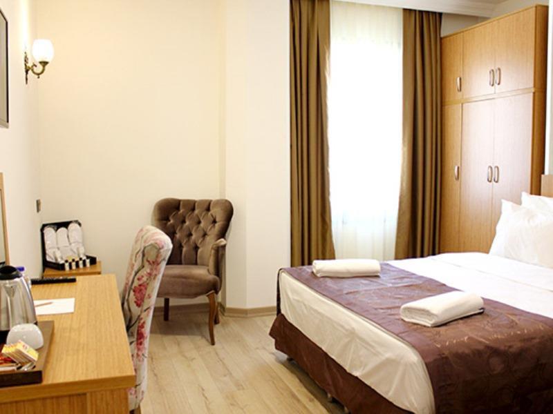 Realist Hotel Istanbul Exterior photo